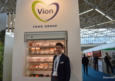 Frank van Bommel vertelt bij Vion wat meer over de plantaardige vleesvervangers die zij produceren. 